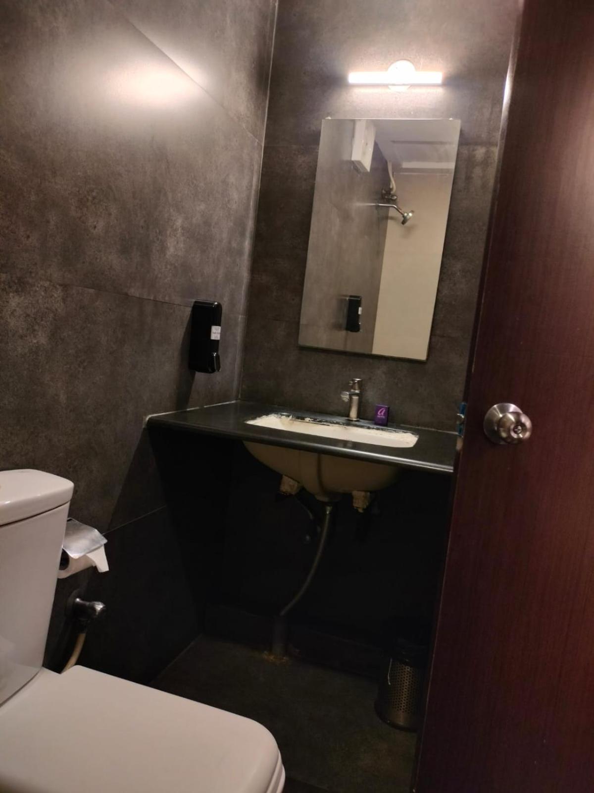 Astra Hotels & Suites - Hsr Layout Sector 1, Near Ecospace Bellandur Bangalore Dış mekan fotoğraf