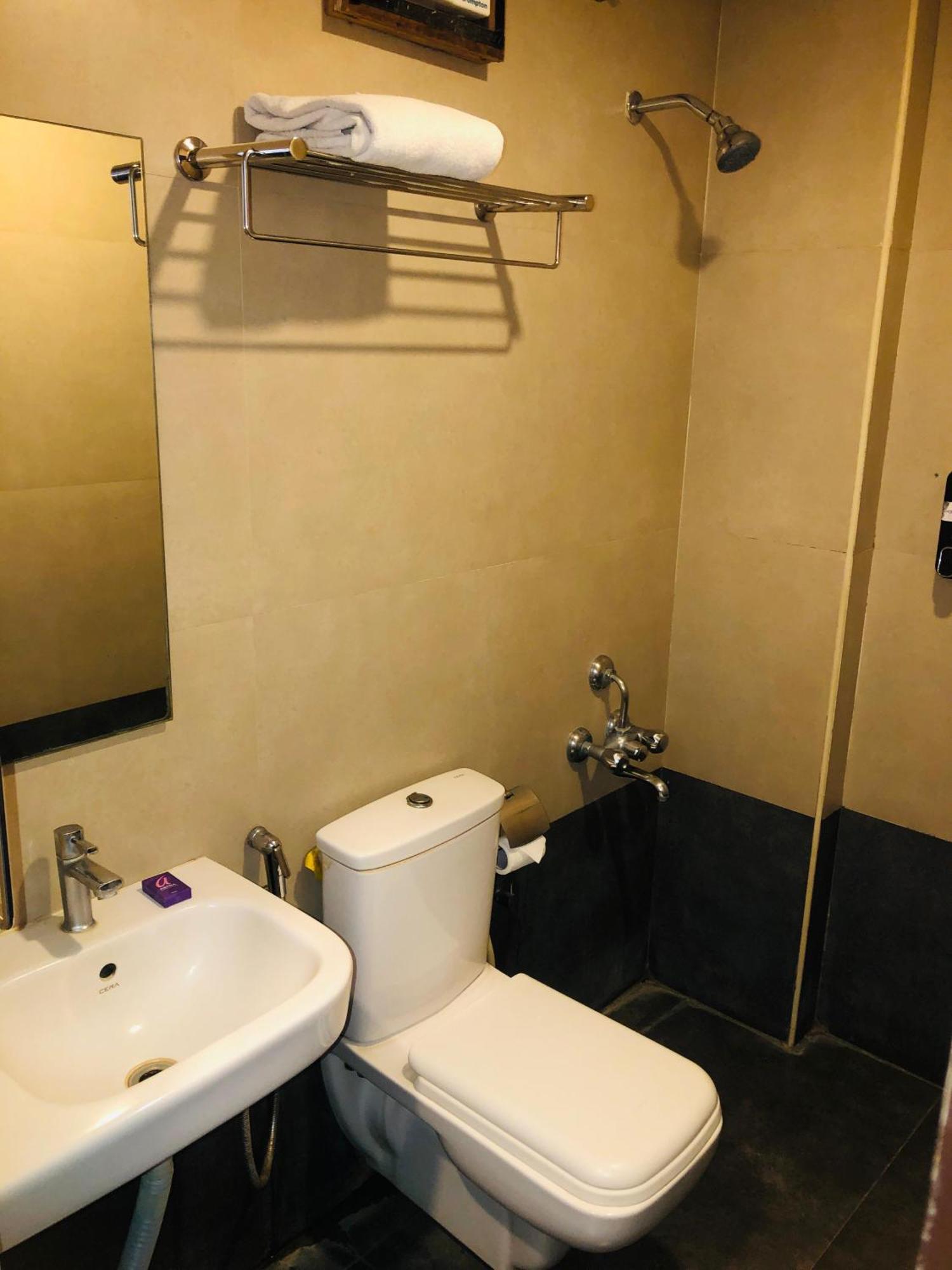 Astra Hotels & Suites - Hsr Layout Sector 1, Near Ecospace Bellandur Bangalore Dış mekan fotoğraf