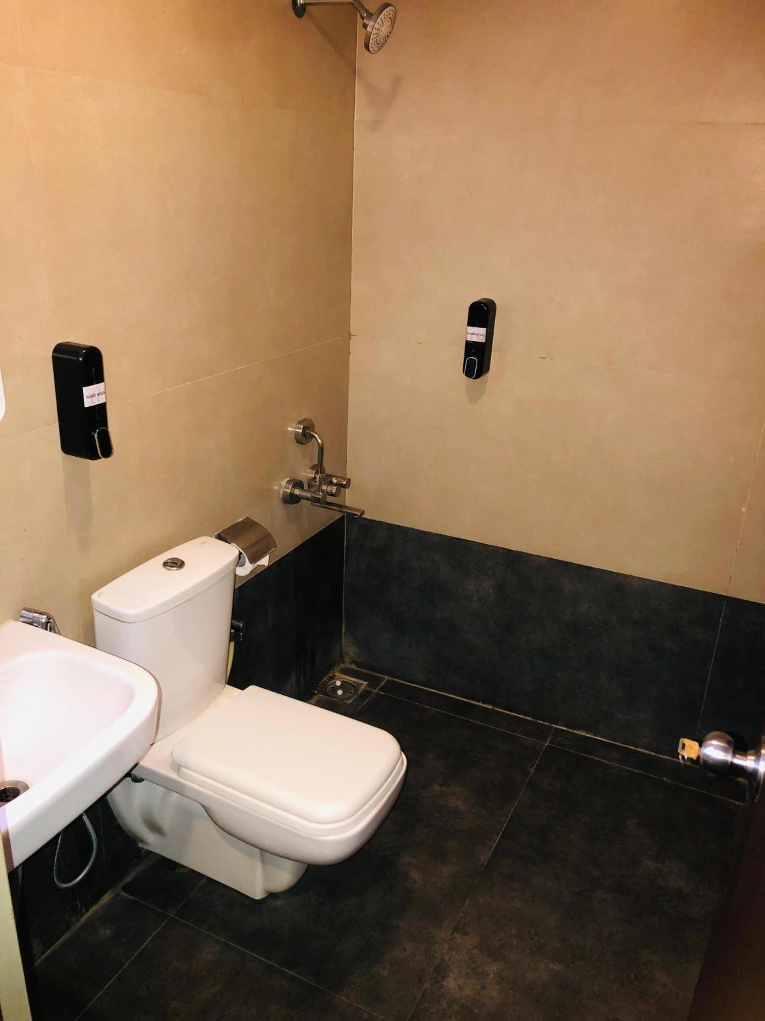 Astra Hotels & Suites - Hsr Layout Sector 1, Near Ecospace Bellandur Bangalore Dış mekan fotoğraf